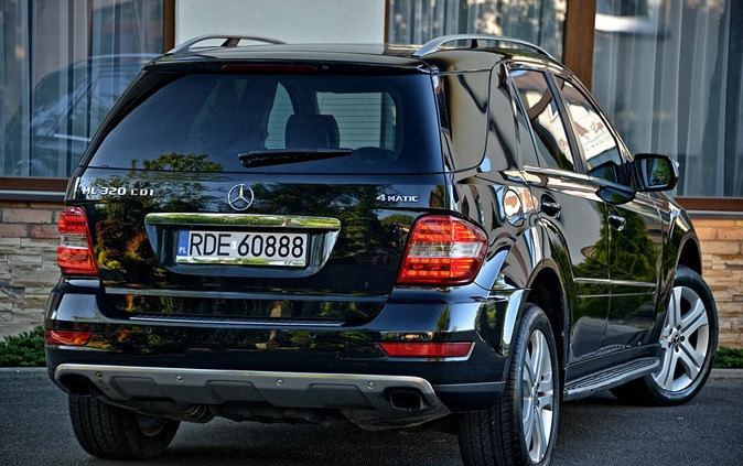 Mercedes-Benz ML cena 49999 przebieg: 330000, rok produkcji 2009 z Brzozów małe 781